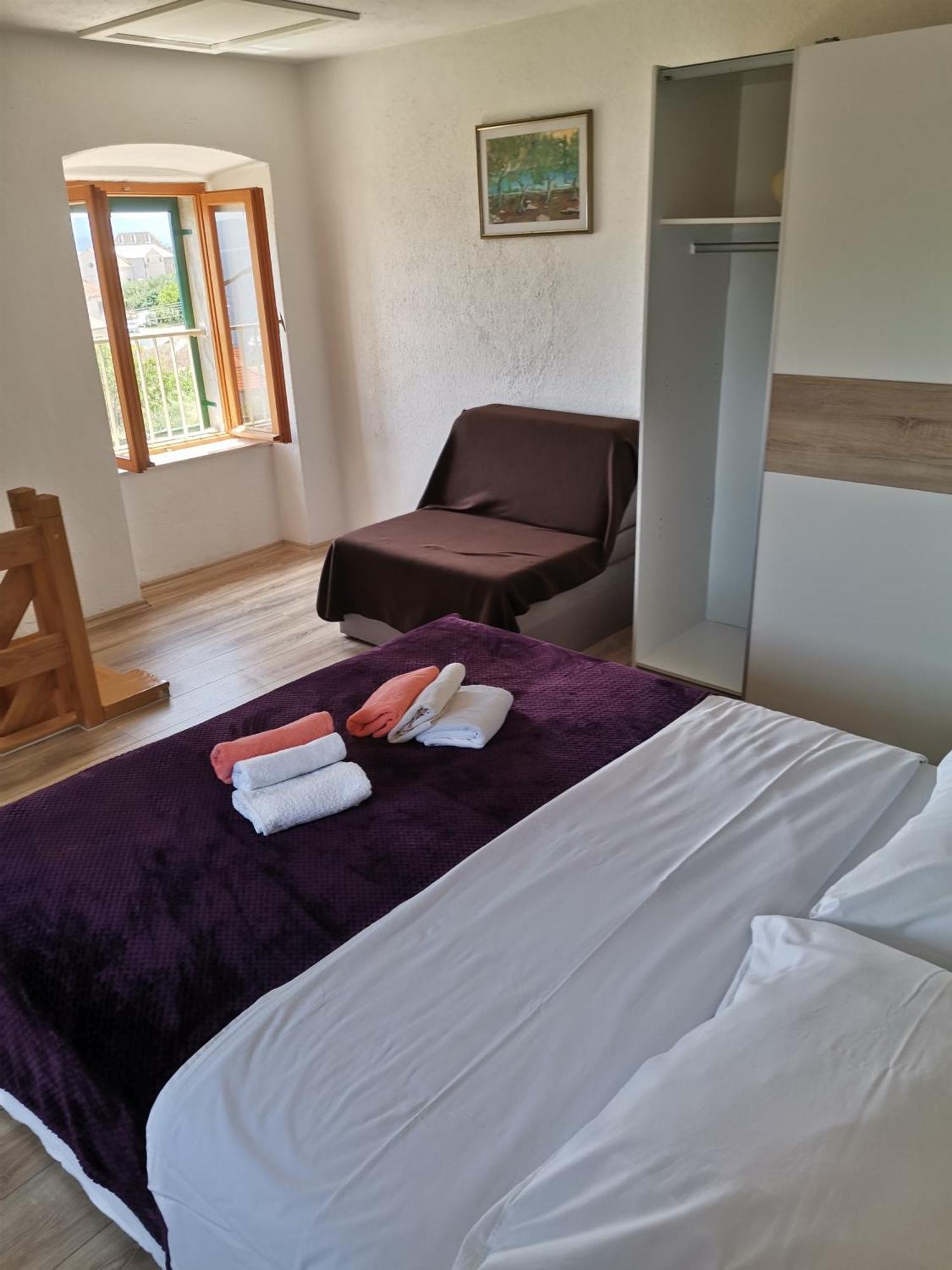 Apartments Kokotic Bol Room photo
