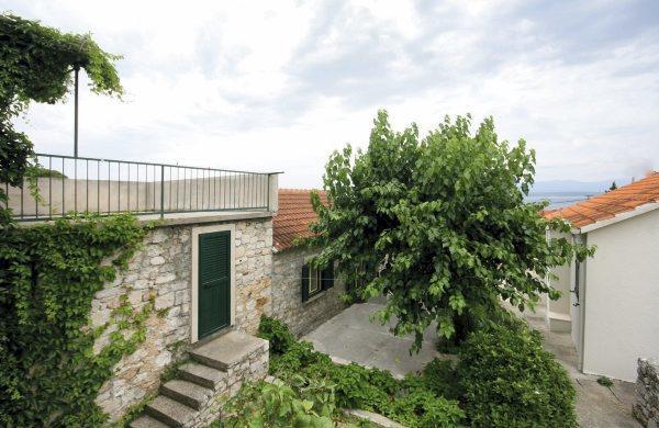 Apartments Kokotic Bol Exterior photo